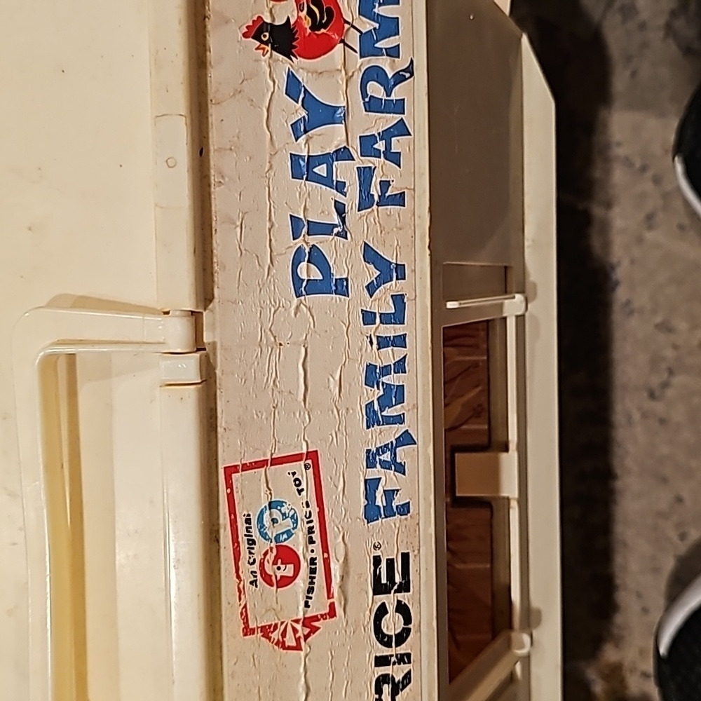 1967 Fisher Price Play Family Farm - Picture 7 of 13